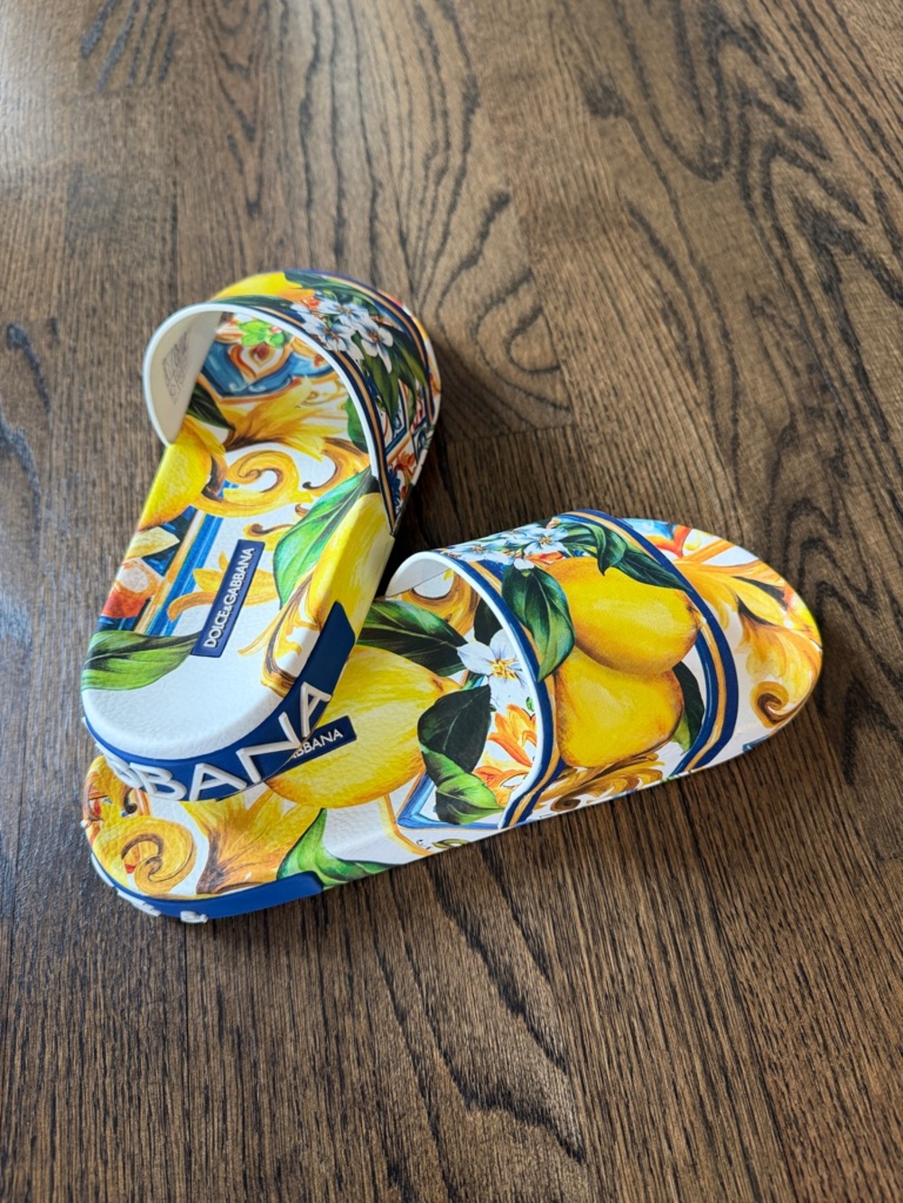 Authentic Dolce & Gabbana Lemon-Print Logo Pool Slides Size 38
